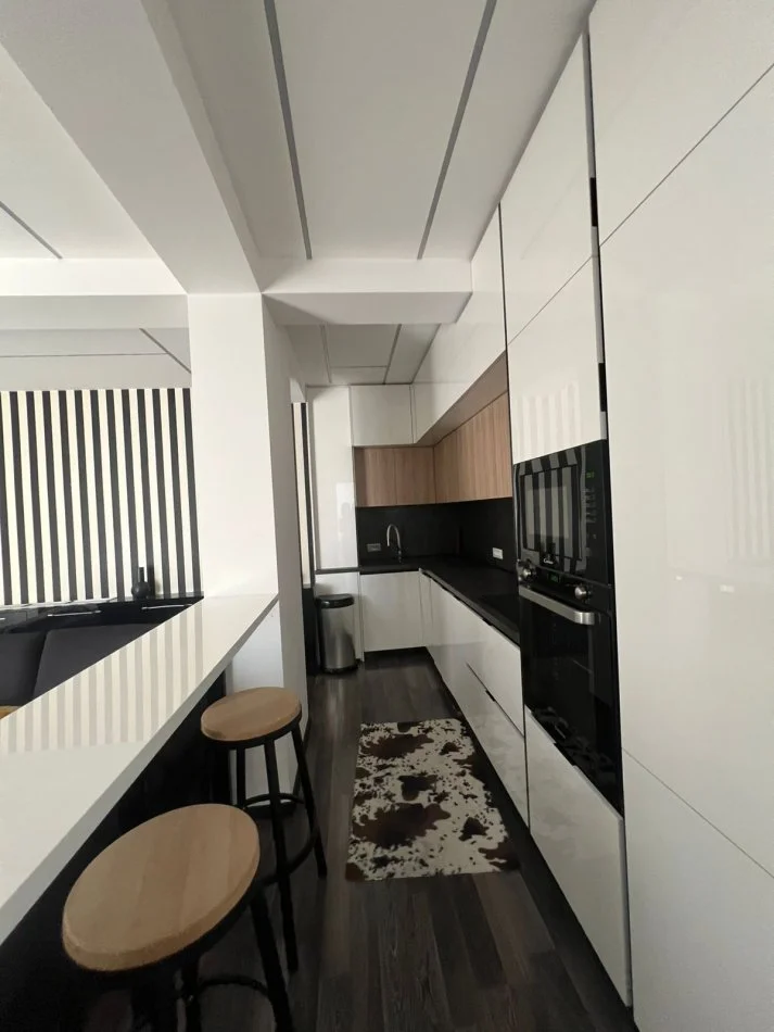 Tirane, shes apartament 3+1+Ballkon Kati 2, 81 m² (Kodra e Diellit)