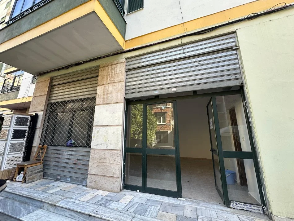 Tirane, shitet ambjent biznesi Kati 0, 39 m² 90.000 € (Mozaiku)