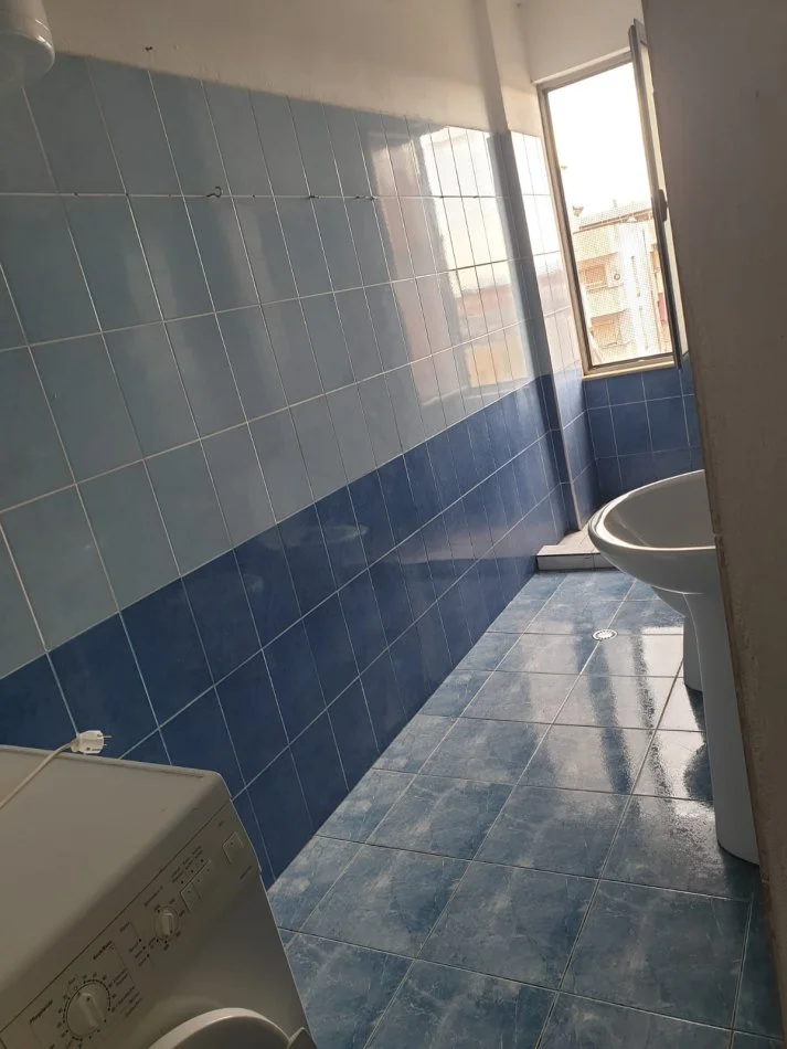 Tirane, jepet me qera apartament 2+1 Kati 6, 120 m² 40,000 Leke (Muhamet Deliu)