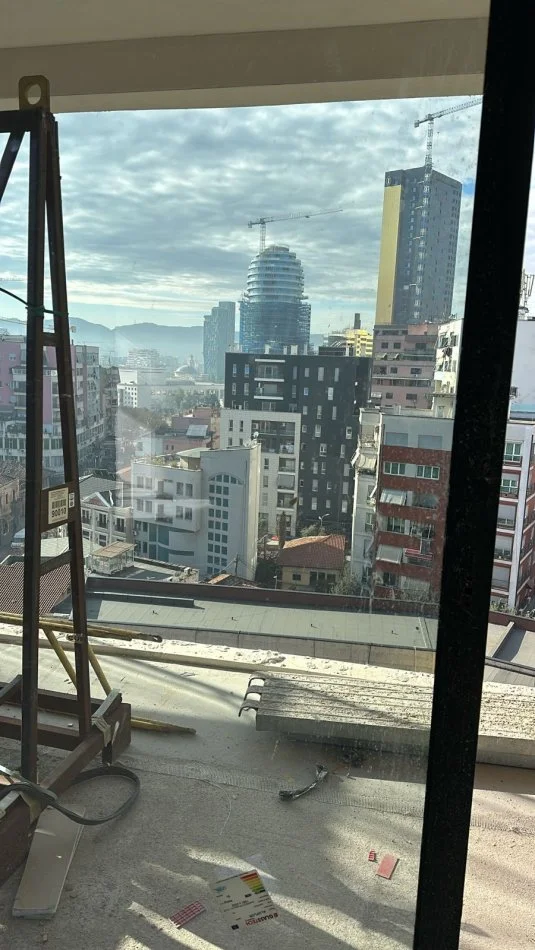 Shqiperi, shes apartament 4+1 Kati 8, 220 m² 594.000 € (Qender)