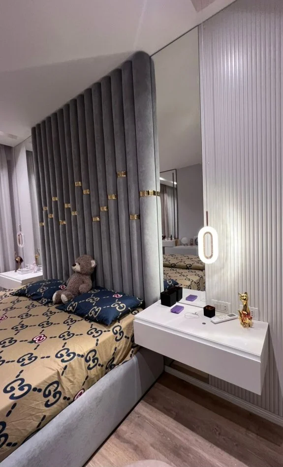 Tirane, jepet me qera apartament 2+1+Ballkon Kati 6, 103 m² 900 € (Unaza e Re, Astir)