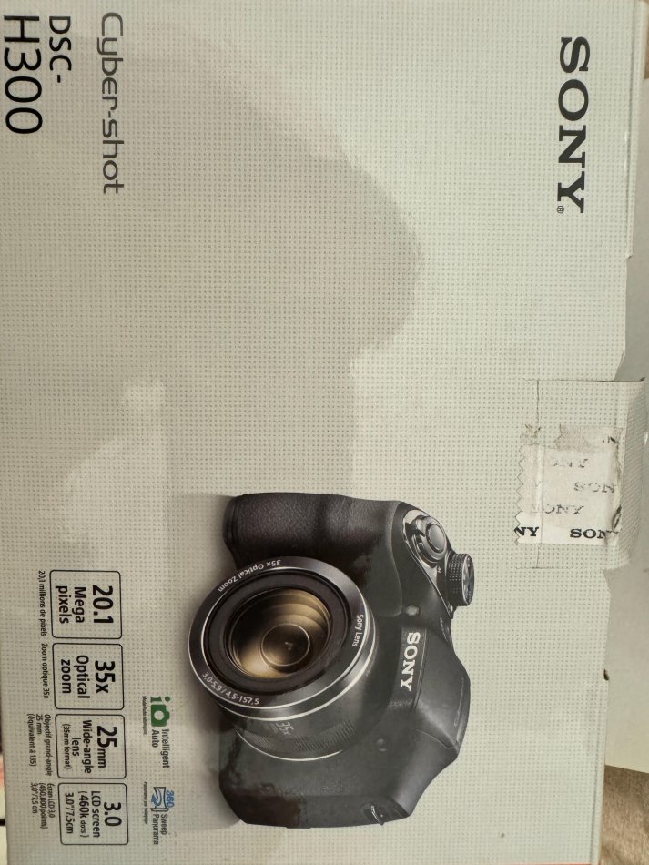 Tirane, Shes aparat fotografik Sony
