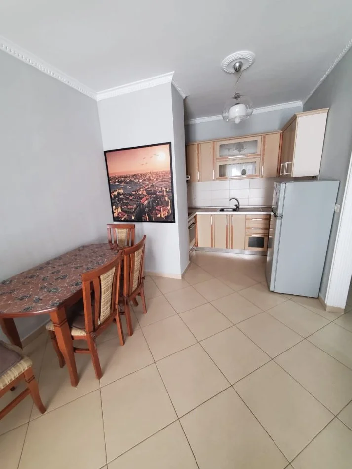 Tirane, jepet me qera apartament 2+1+Ballkon , 90 m² 45.000 € (Astir)