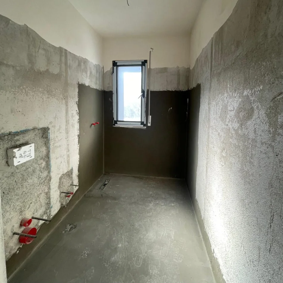 Tirane, shitet apartament 2+1+Ballkon Kati 3, 115 m² 171.000 € (Don Bosko)