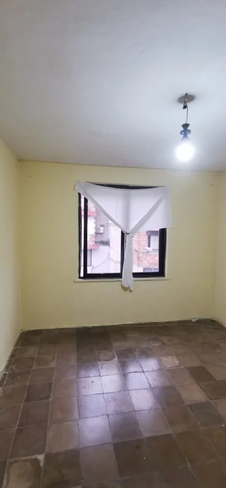 Tirane, shitet apartament 1+1+Aneks+Ballkon Kati 4, 49 m² 50.000 € 