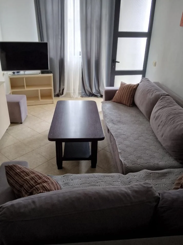 Tirane, jepet me qera apartament 2+1 Kati 5, 90 m² 400 € (5 maji)