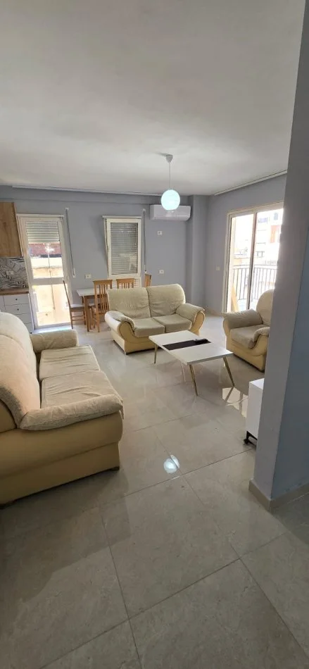 Tirane, shitet apartament 2+1 Kati 4, 91 m² 193.000 € (Mine Peza)