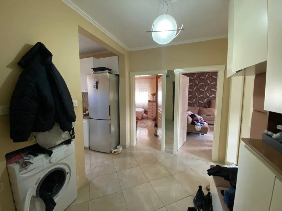 Tirane, shitet apartament 2+1 Kati 5, 76 m² 118.000 € (Rruga Bardhyl)