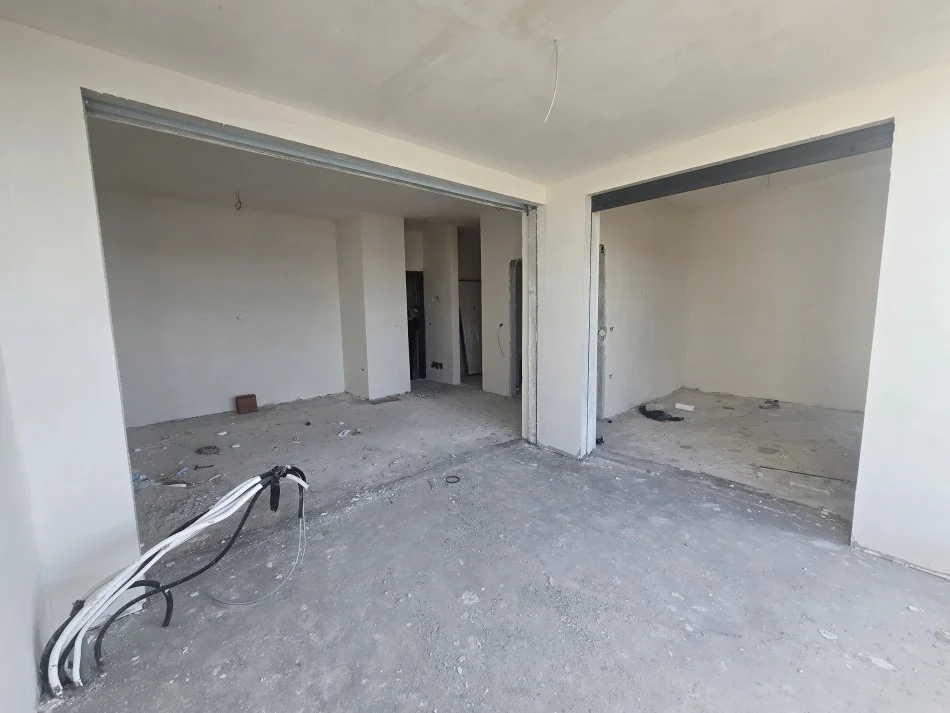 Durres, shitet apartament 1+1+Ballkon Kati 3, 165.000 € (Torquoize marine)