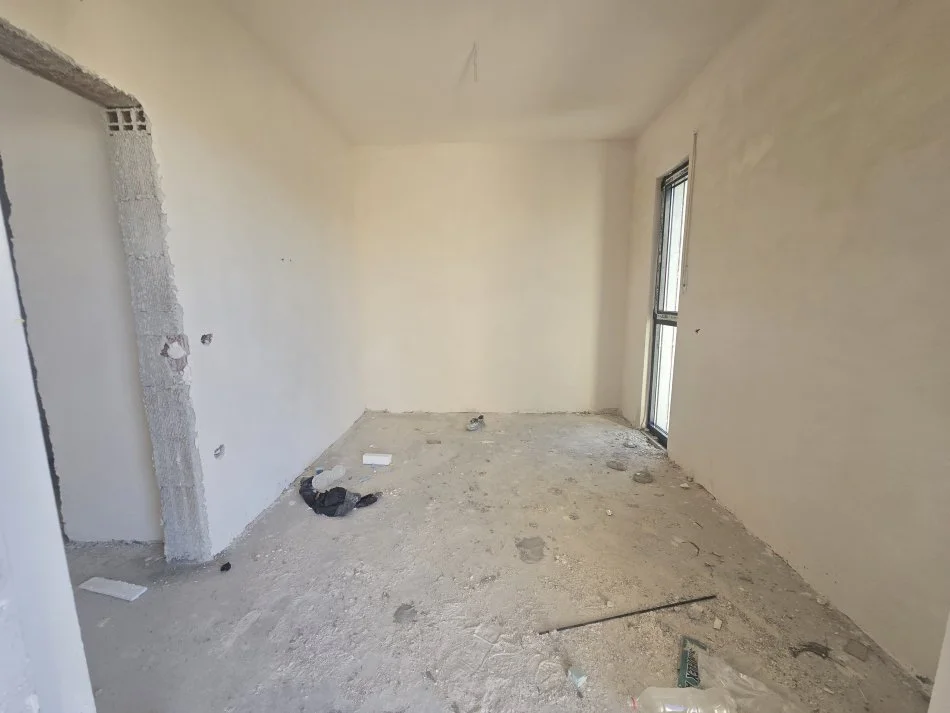 Durres, shitet apartament 1+1+Ballkon Kati 3, 165.000 € (Torquoize marine)