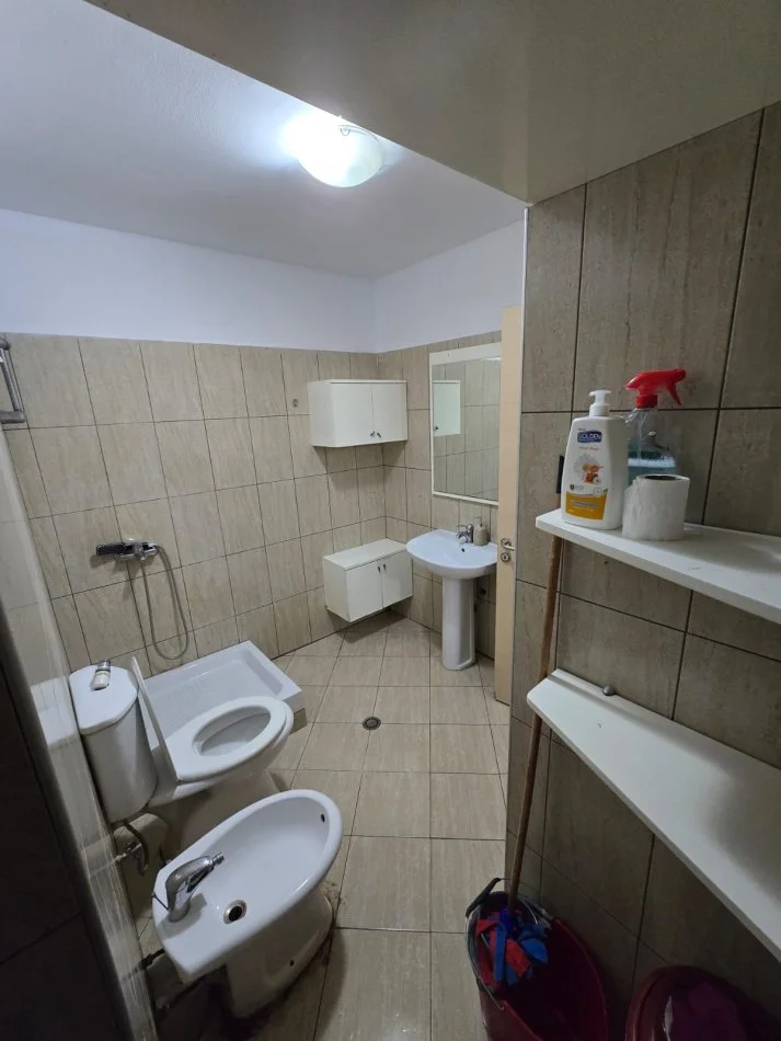 Tirane, shitet apartament 1+1+Aneks Kati 6, 73 m² 98.000 € (Astir)