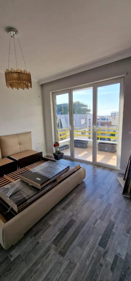 Tirane, shitet apartament 2+1 Kati 4, 102 m² 250.000 € (Eduard mano)