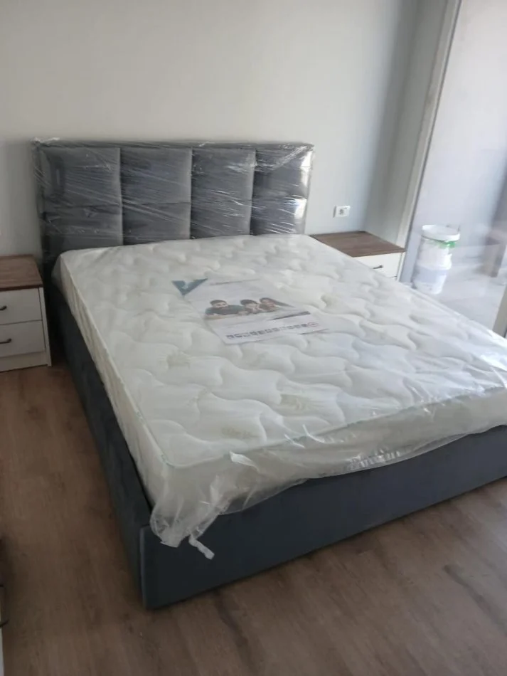 Tirane, jepet me qera apartament 1+1 Kati 8, 77 m² 500 € (5 maji)