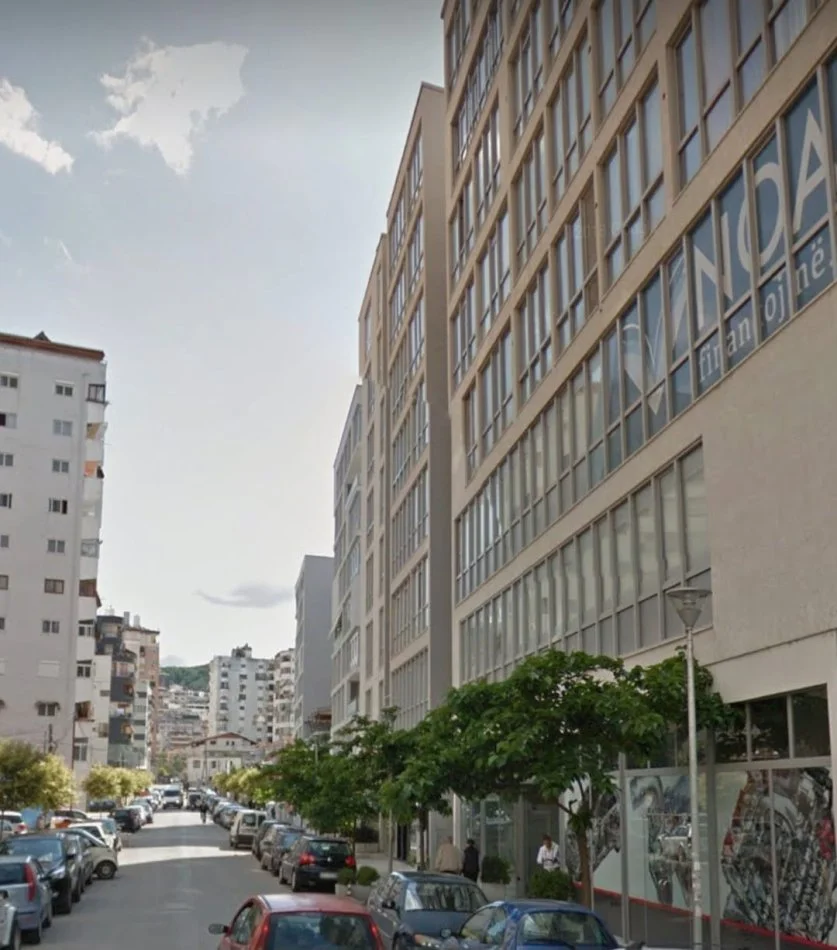 Tirane, shitet apartament 2+1 Kati 2, 112 m² 282.000 € (Komuna parisit)
