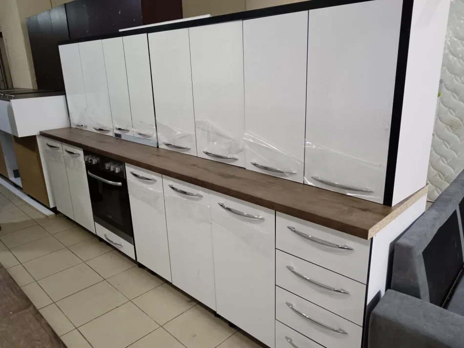 Tirane, BLEJMË DHE SHESIM MOBILJE me cmime te mira si dhoma gjumi dollape kende divane tavolina me karrige nr 068 55 55 888