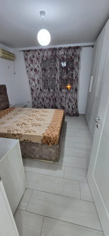 Tirane, shitet apartament 2+1+Ballkon Kati 3, 85 m² 158.000 € (Babe Rexha)