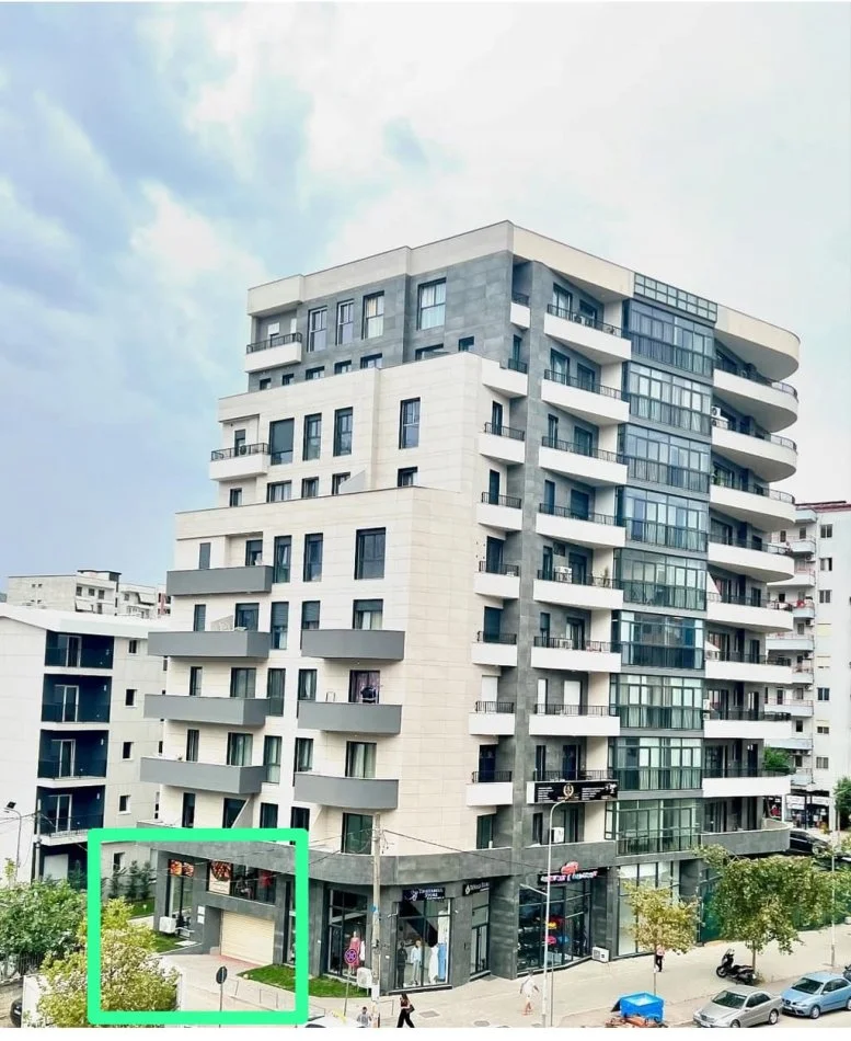 Shqiperi, jepet me qera ambjent biznesi Kati 0, 107m² (Astir, prane Rotondos)