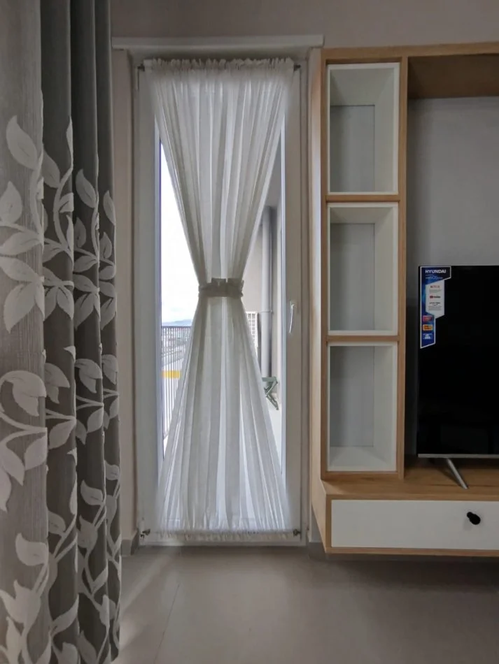 Tirane, jepet me qera apartament 1+1 Kati 7, 56 m² 500 € (Univers City)