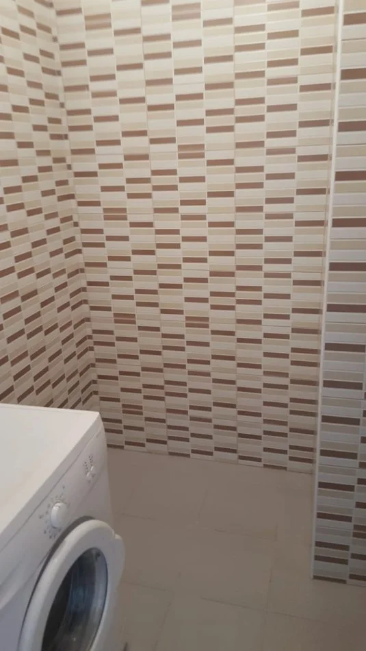 Tirane, jepet me qera apartament 1+1 Kati 3, 70 m² 400 € (Astir)