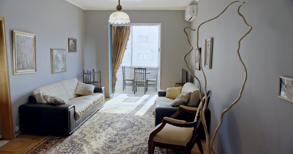 Tirane, jepet me qera apartament 3+1 Kati 4, 110 m² 650 € 