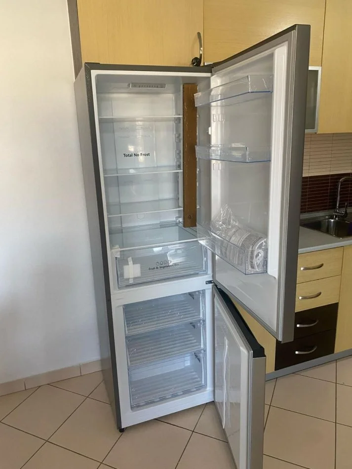 Tirane, jepet me qera apartament duplex 1+1 Kati 5, 70 m² 500 € (Rruga kavajes)