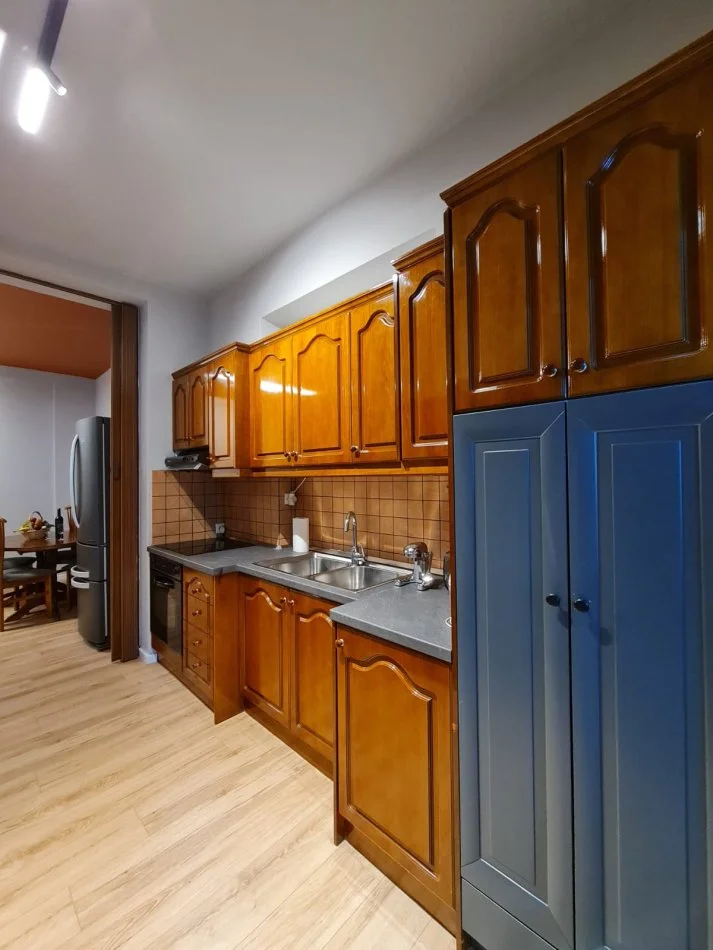 Tirane, jepet me qera 1+1+Ballkon Kati 2, 67(Bllok) m² 600 € (Rruga Vaso Pasha)