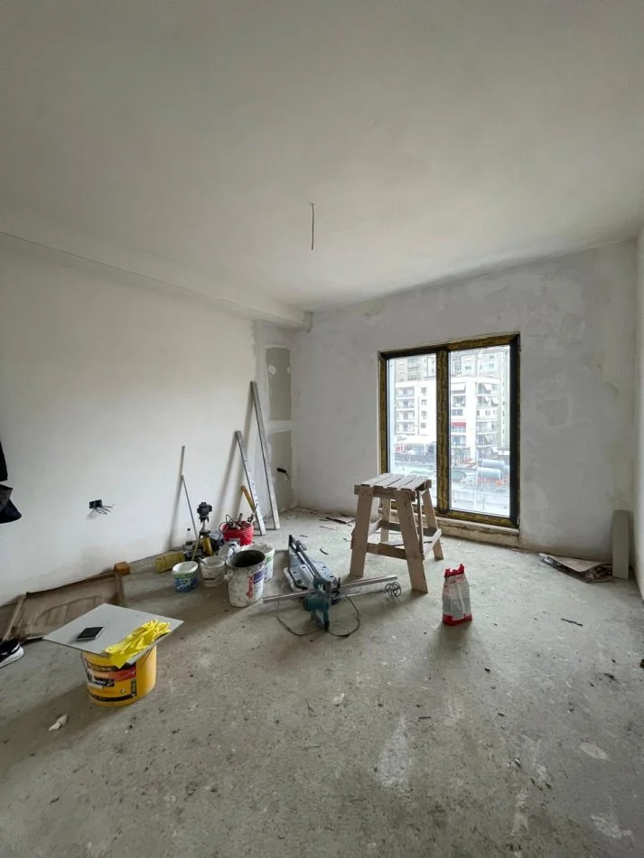 Tirane, shitet apartament 2+1+Ballkon Kati 5, 105 m² 280.000 € (Rruga Barrikadave)