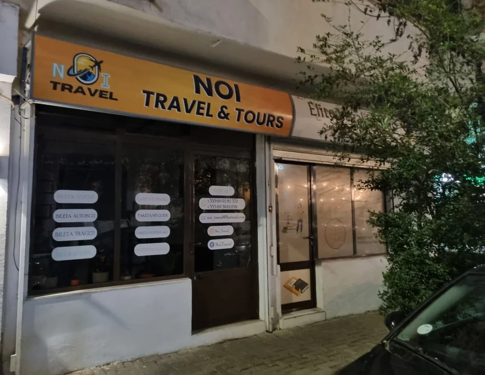 Okazion ambjent biznesi Kati 100 m² 300000 Euro )