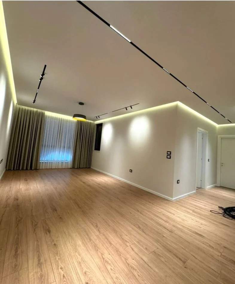 Tirane, shitet apartament 2+1 Kati 2, 113 m² 268.000 € (Liqeni)