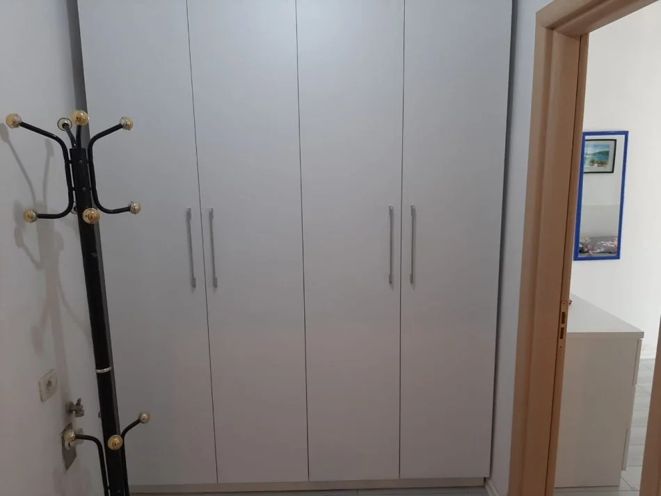 Tirane, jepet me qera apartament 1+1 Kati 7, 60 m² 650 € (Kika 2)