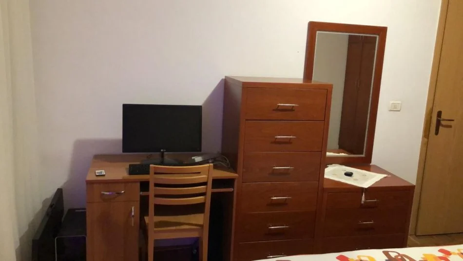 Tirane, jepet me qera apartament 1+1 Kati 2, 51 m² 350 € 