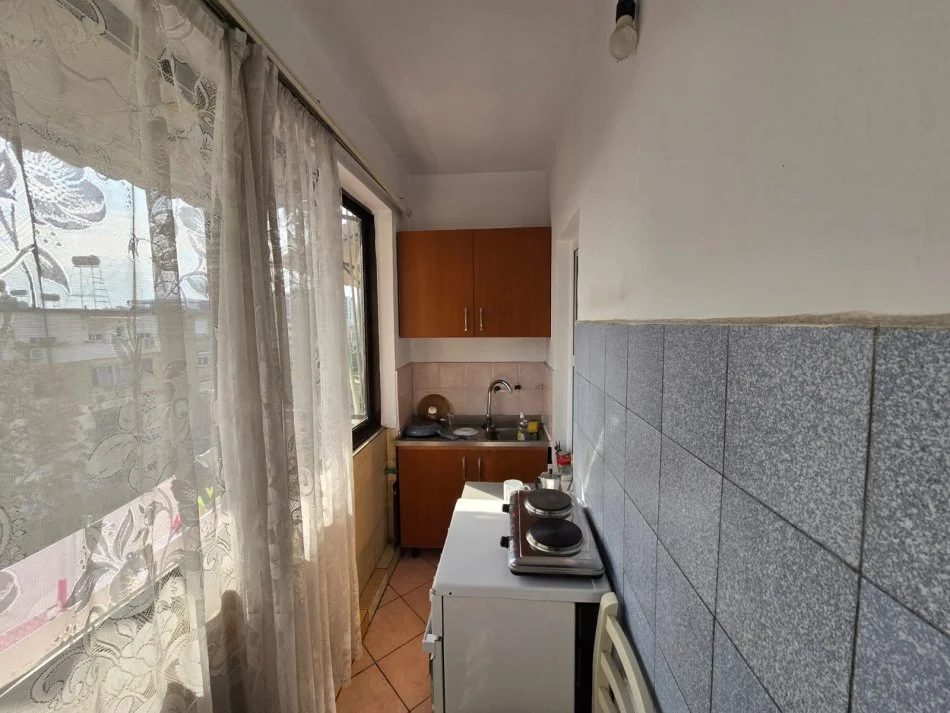 Tirane, shitet apartament 1+1+Ballkon Kati 5, 54 m² 68.001 € (Imer Ndregjoni)