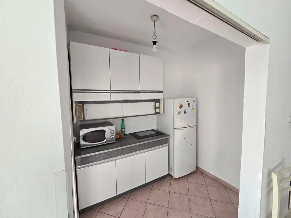 Tirane, shitet apartament 1+1+Ballkon Kati 5, 54 m² 68.001 € (Imer Ndregjoni)