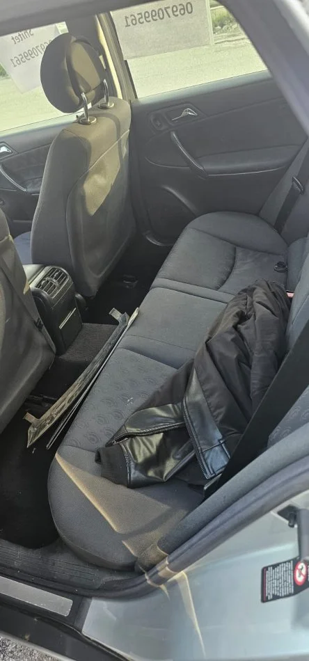 Tirane, shes makine Mercedez c-class 220 Nafte, gri metalizato manuale Kondicioner 1999 €