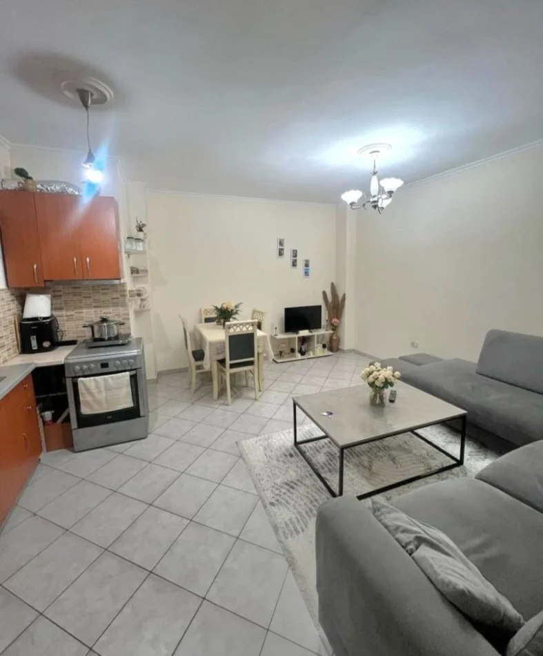 Tirane, shitet apartament 2+1 Kati 7, 69 m² 86.000 € (Astir)