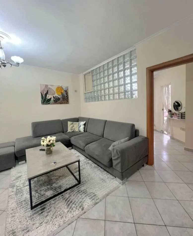Tirane, shitet apartament 2+1 Kati 7, 69 m² 86.000 € (Astir)