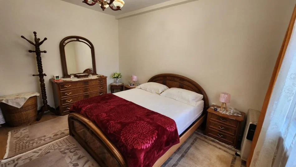 Tirane, jepet me qera apartament 2+1+Aneks+Ballkon Kati 5, 80 m² 600 € (Rruga e Dibres)