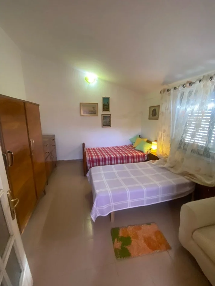 Tirane, jepet me qera apartament duplex 1+1+Aneks+Ballkon Kati 3, 70 m² 550 € (Emin duraku)