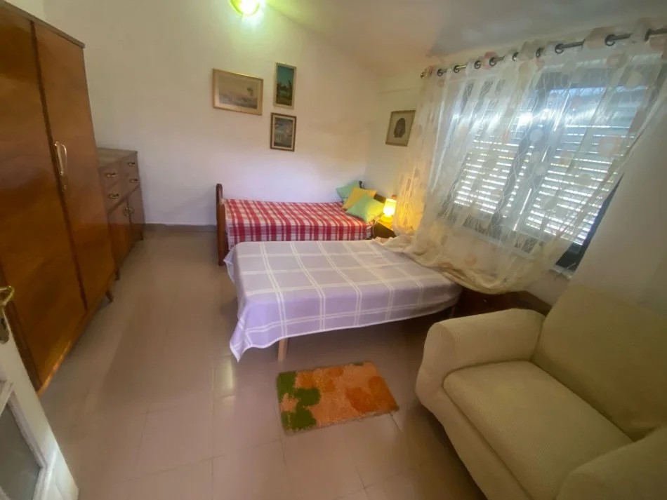 Tirane, jepet me qera apartament duplex 1+1+Aneks+Ballkon Kati 3, 70 m² 550 € (Emin duraku)