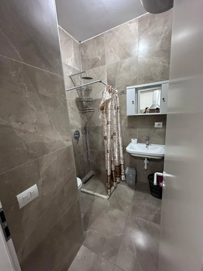 Tirane, shitet garsonier Kati 2, 30 m² 45.000 € (pasho hysa)