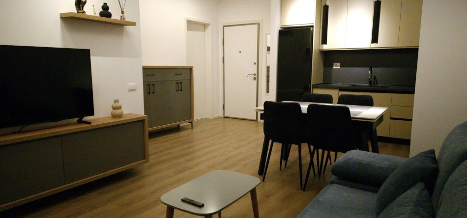 Tirane, jepet me qera apartament 1+1 Kati 6, 60 m² 450 € 