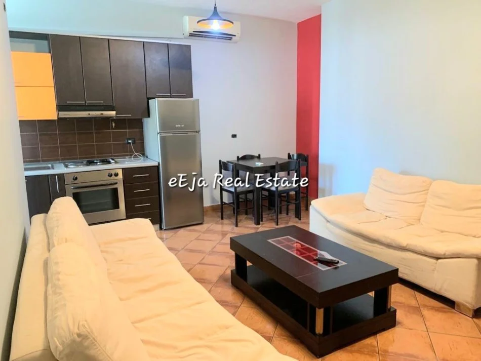 Tirane, jepet me qera apartament 1+1+Ballkon Kati 9, 65 m² 500 € (Asim vokshi)