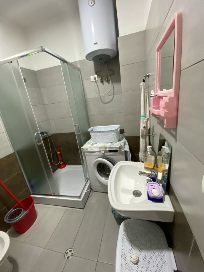 Tirane, shes apartament 2+1 Kati 7, 98 m² 130.000 € (Astrit lloshi)