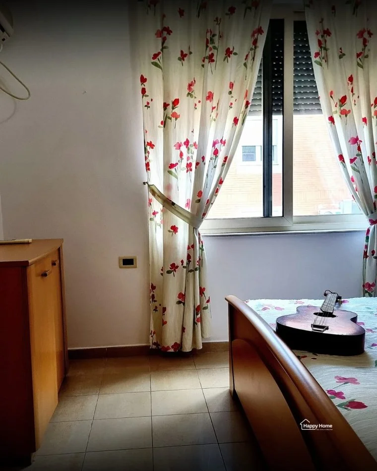 Tirane, jepet me qera apartament 2+1 Kati 7, 90 m² 800 € (Blloku)