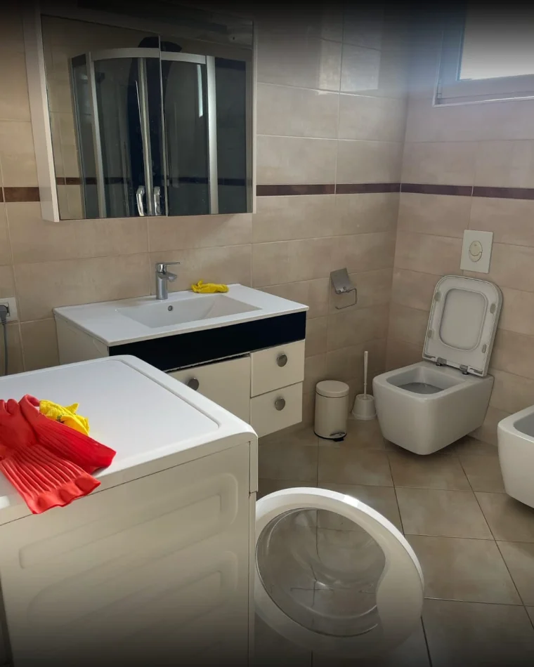 Tirane, jepet me qera 2+1+Ballkon Kati 2, 100 m² 500 € 