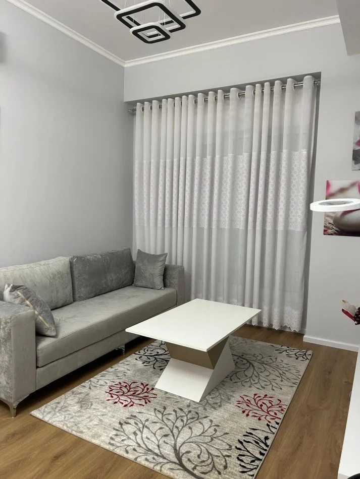 Tirane, shes apartament 1+1+Ballkon Kati 1, 56 m² 85.000 € (KOMPLEKSI KAIMI)