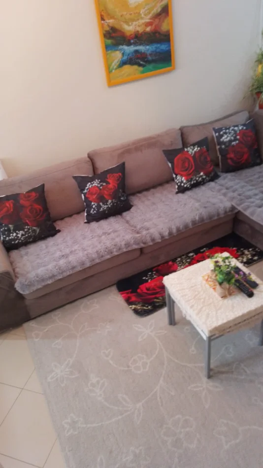 Tirane, jepet me qera apartament 1+1 Kati 3, 70 m² 600 € (Ibrahim kodra)