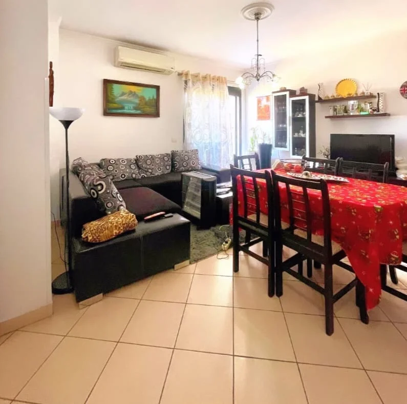 Tirane, shitet 1+1 Kati 11, 155.000 € (Perballe delijorgjit)