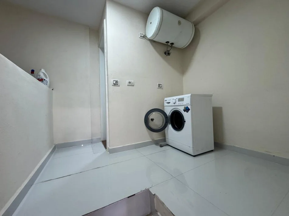 Tirane, shitet apartament Kati 0, 93 m² 145.000 € 