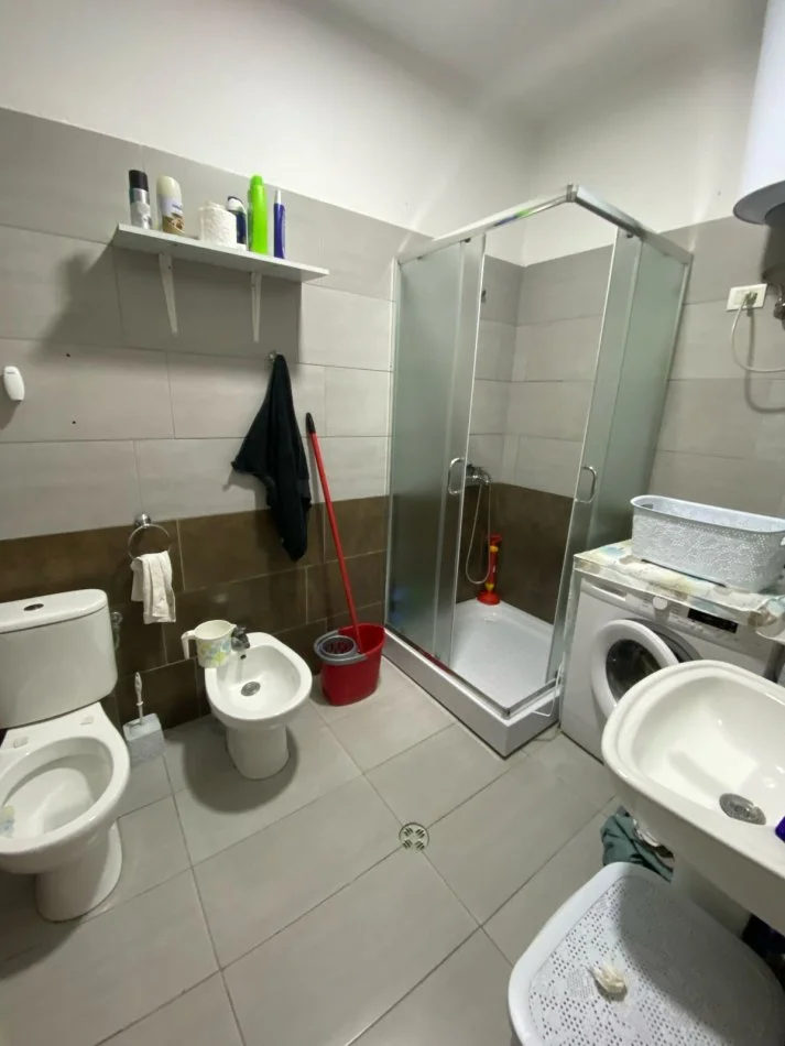 Tirane, Liste me oferta apartament 2+1+Ballkon Kati 7, 102 m² 129.900 € (Astir)